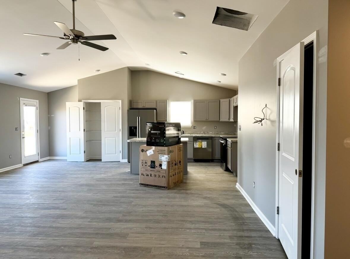 190 Oxford Landing Dr - Photo 5 of 21