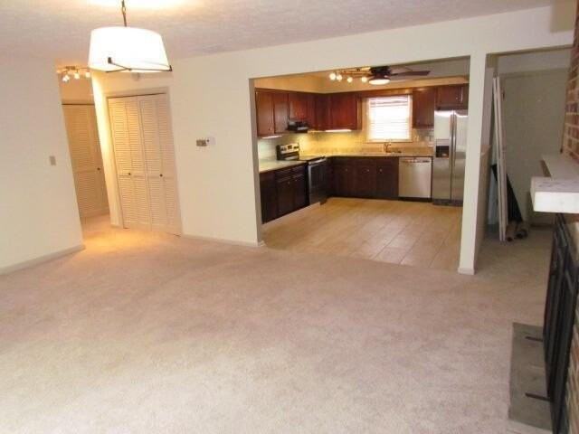 3375 Moundview Ct #B - Photo 4 of 22