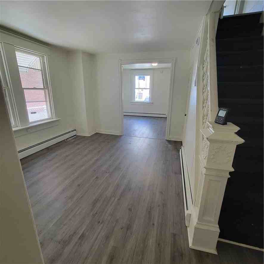 132 Chew St - Photo 5 of 13