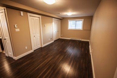 27 Bridgeport St #A - Photo 3 of 11