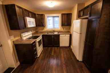 27 Bridgeport St #A - Photo 5 of 11