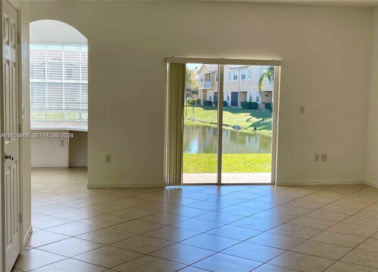 4304 Sw 131st Ln #13102 - Photo 2 of 33