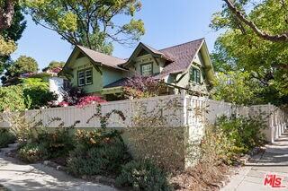 2102 N Bronson Ave - Photo 3 of 8