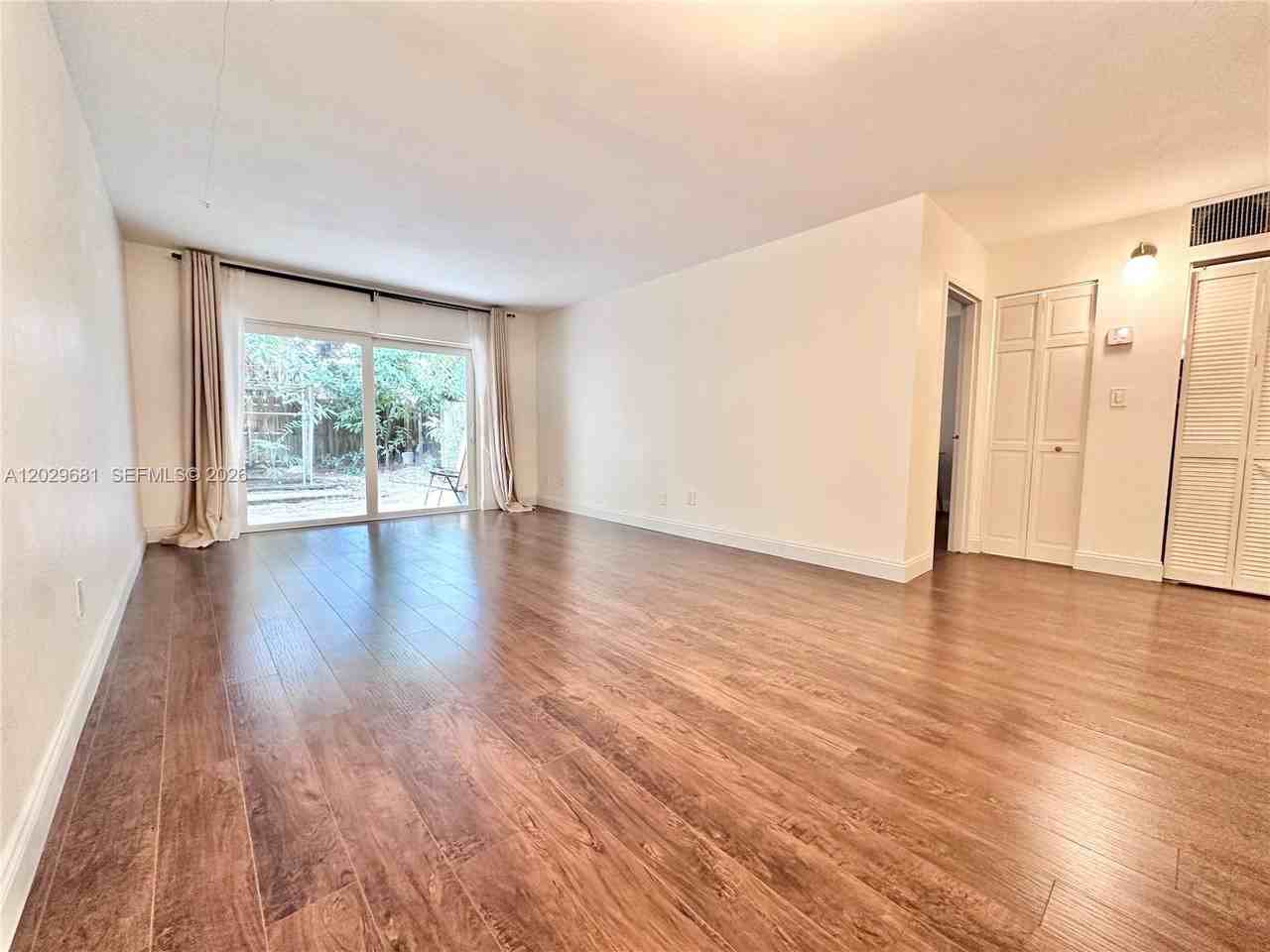 9974 Sw 88th St #1016 - Photo 5 of 14