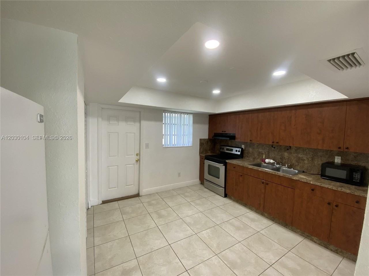 25421 Sw 107th Ct #25421 - Photo 6 of 14