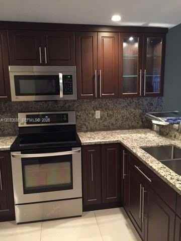 11213 Sw 88th St #110B - Photo 5 of 12