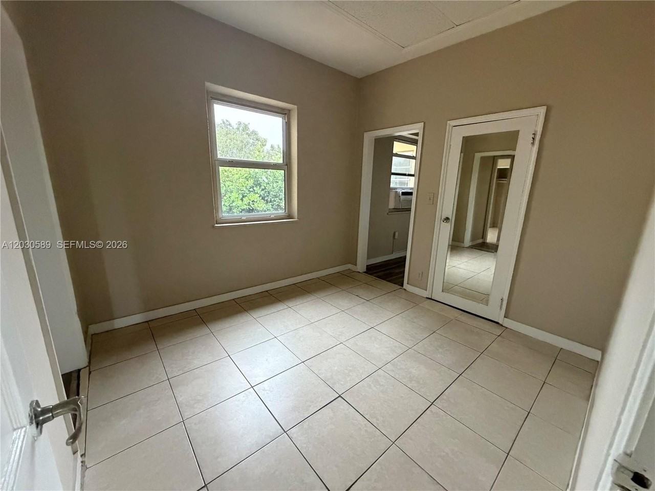 1420 Nw 26th Ave #TOP - Photo 6 of 12