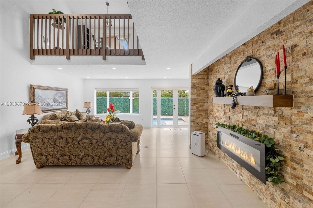 14029 Sw 149th Ln - Photo 4 of 41