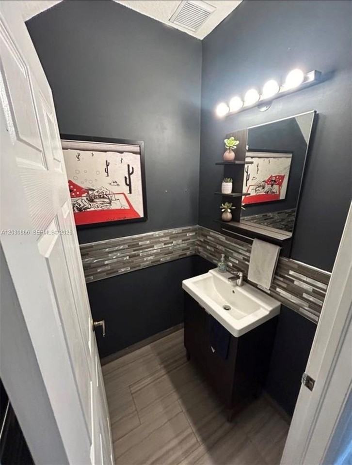 15372 Sw 9th Way - Photo 6 of 12