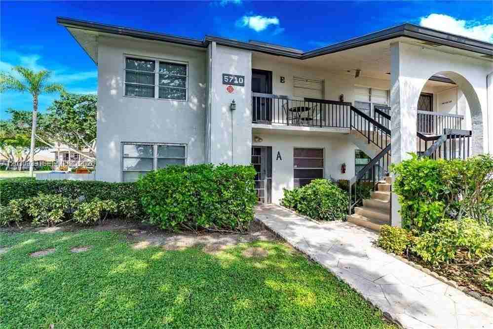 5710 Princess Palm Ct #A - Photo 5 of 44
