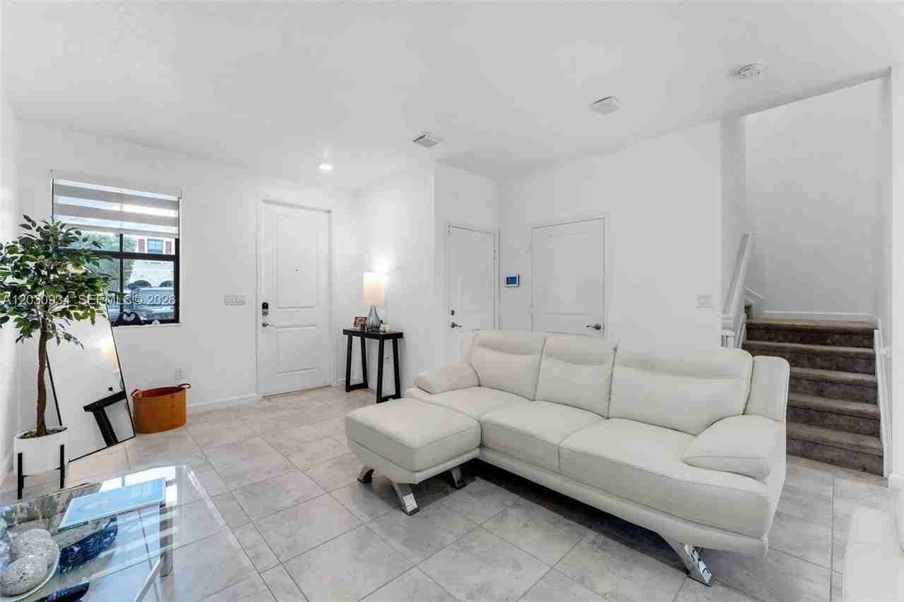 25160 Sw 114th Ave #25160 - Photo 5 of 41