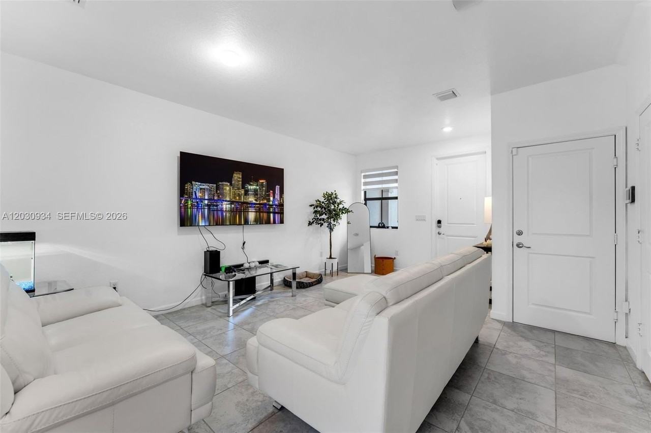25160 Sw 114th Ave #25160 - Photo 7 of 41