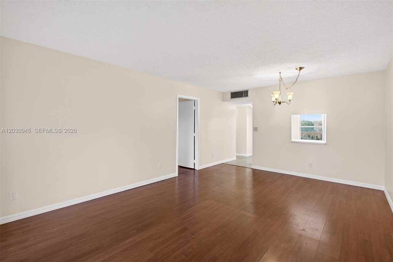 6070 Nw 64th Ave #308 - Photo 5 of 38