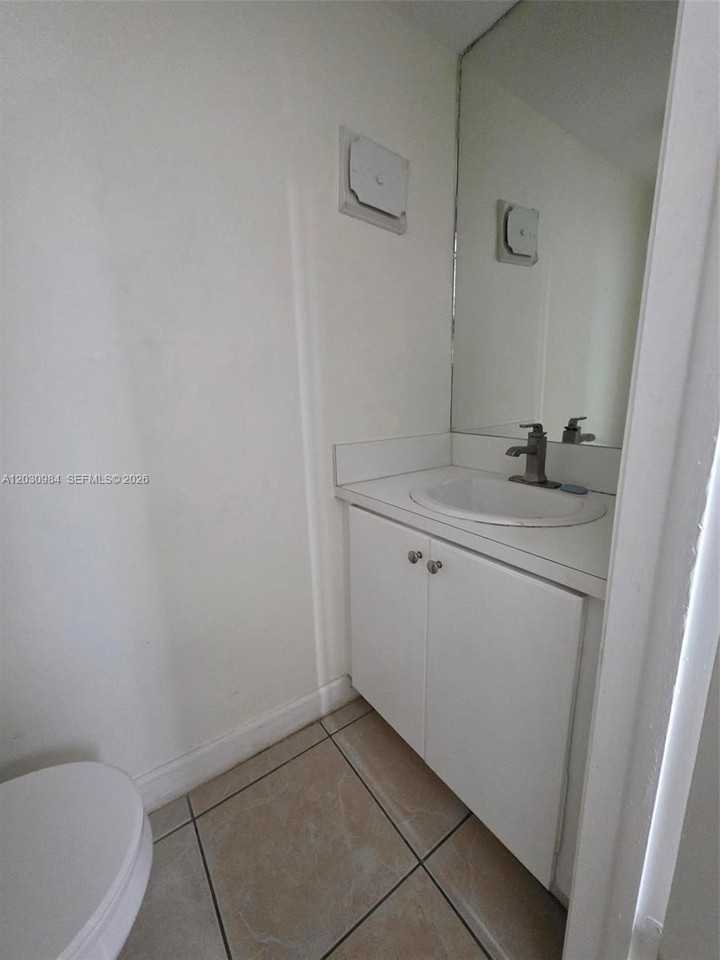 8550 Sw 109th Ave #5-228 - Photo 3 of 4