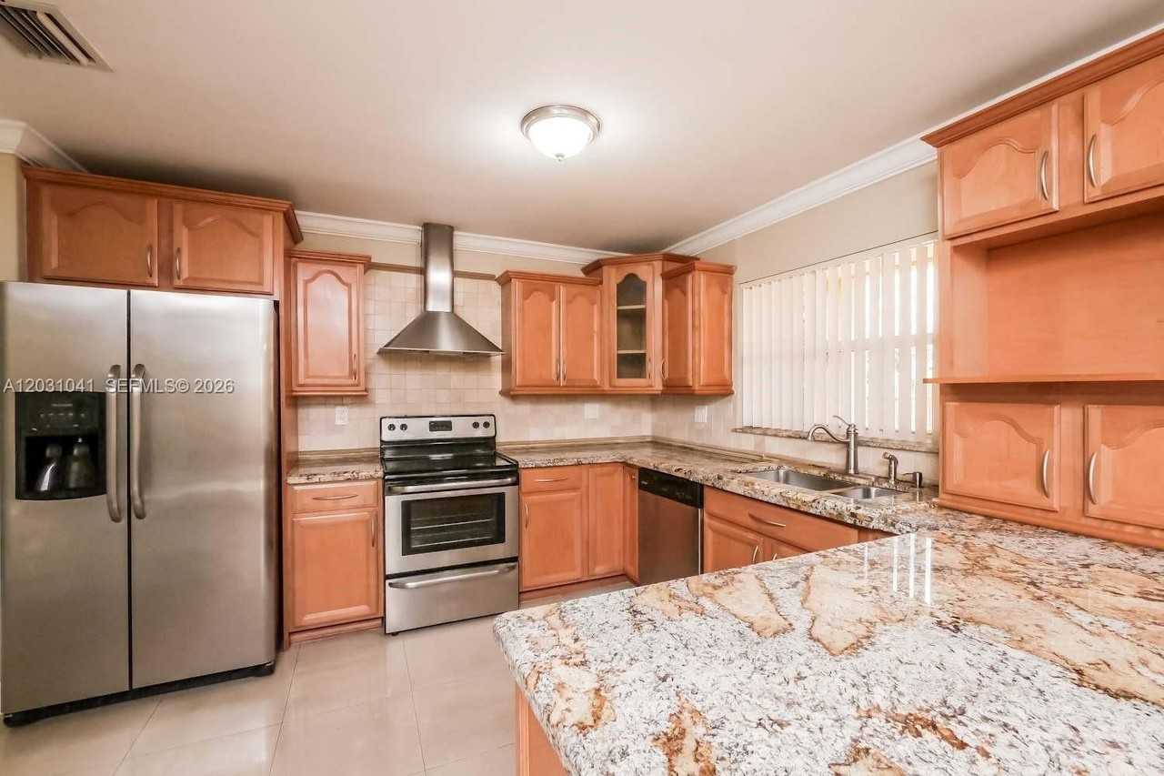 16449 Sw 95th St #16449 - Photo 6 of 17