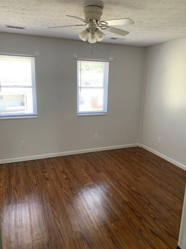 1407 GLENWOOD ST-5 #5 - Photo 3 of 8