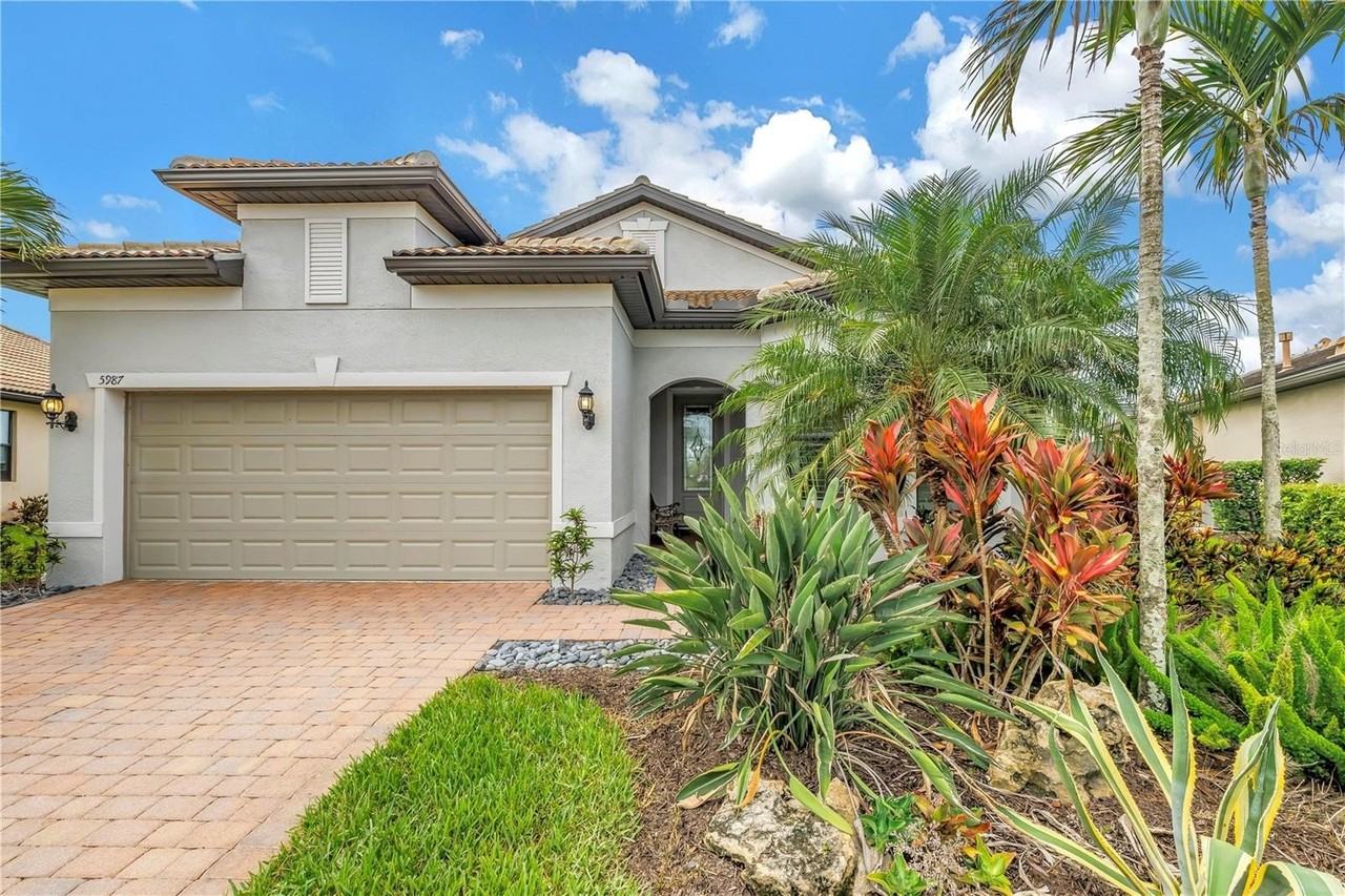 5987 Snowy Egret Dr - Photo 2 of 50