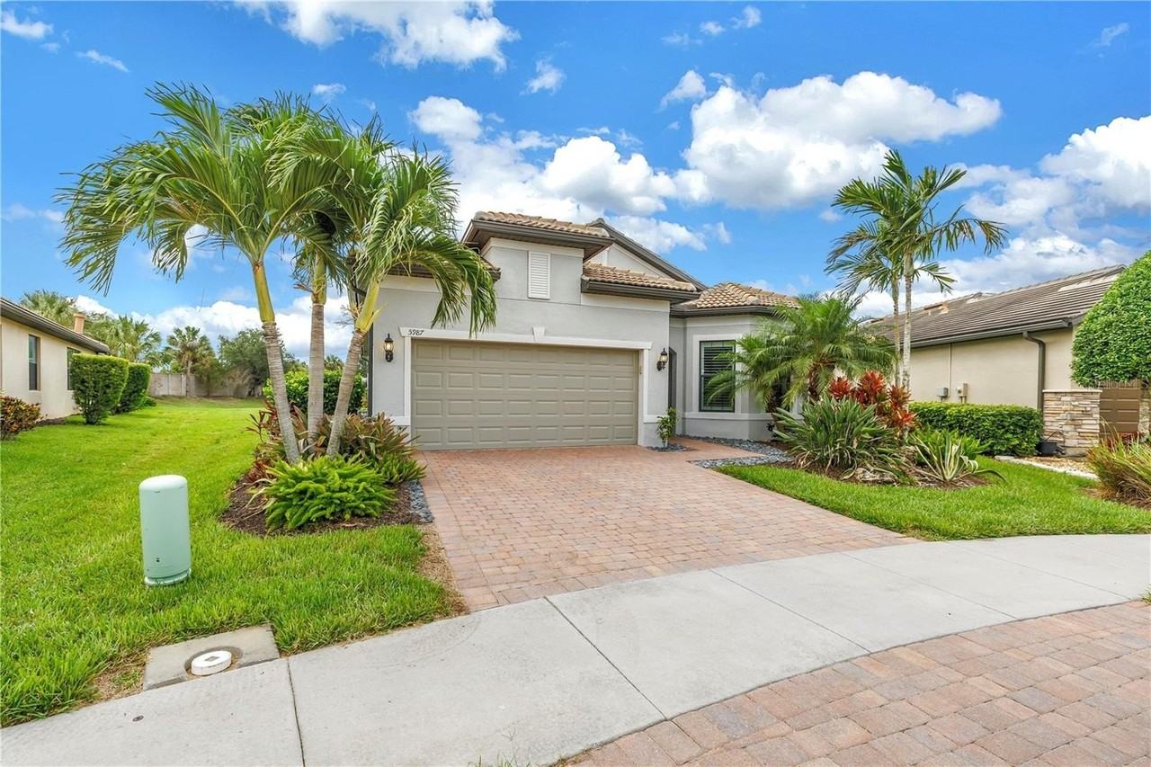 5987 Snowy Egret Dr - Photo 3 of 50