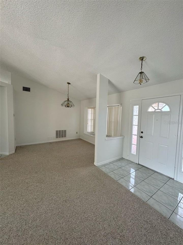 6724 Callie Rd - Photo 3 of 29