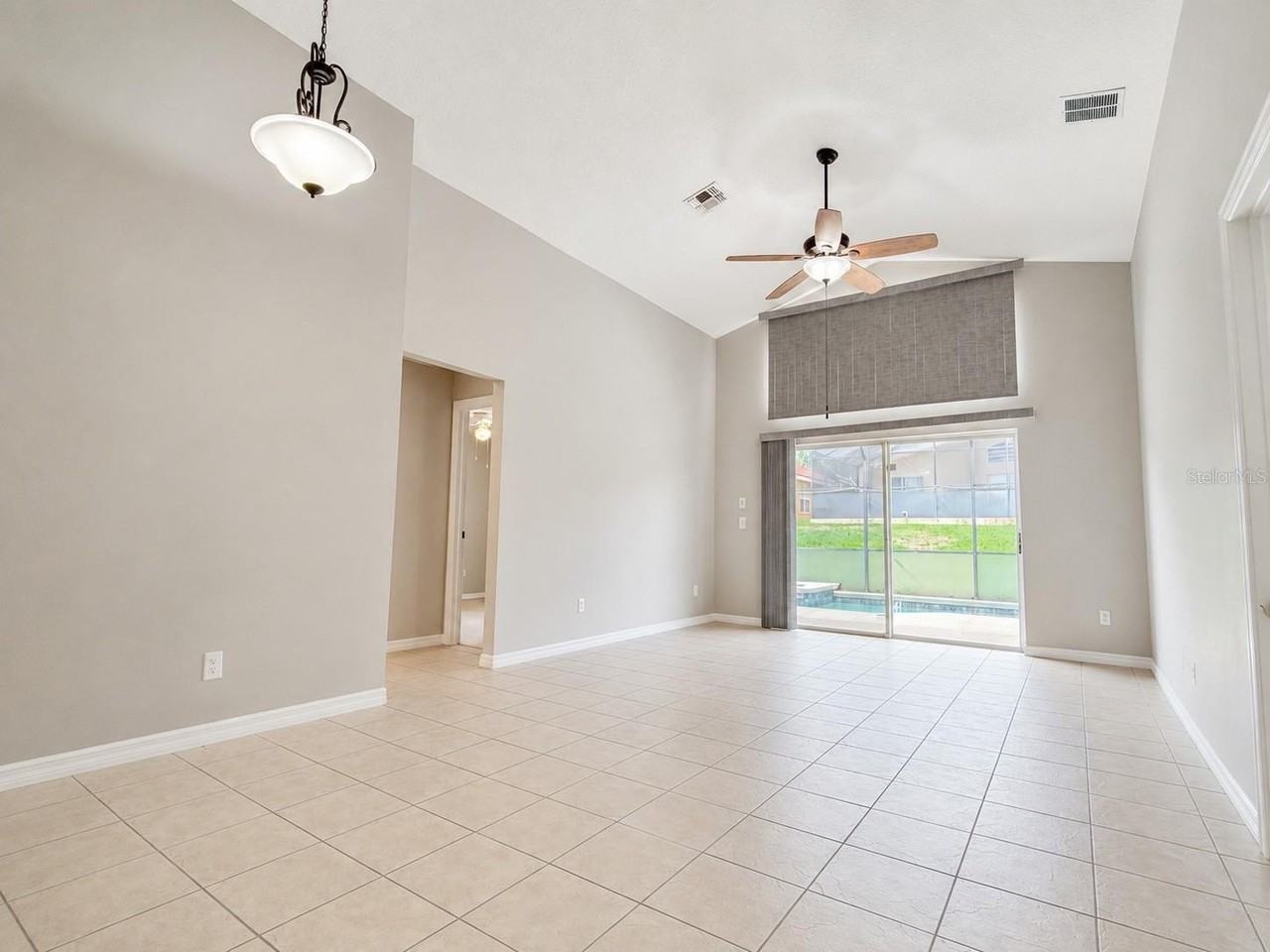 139 Hypolita Ave - Photo 5 of 45