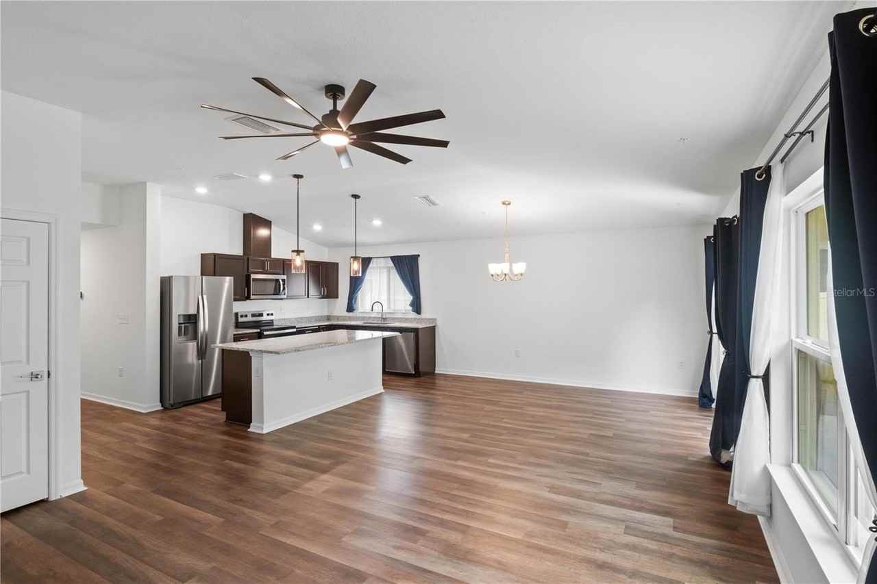 8258 Cortese Dr - Photo 4 of 38
