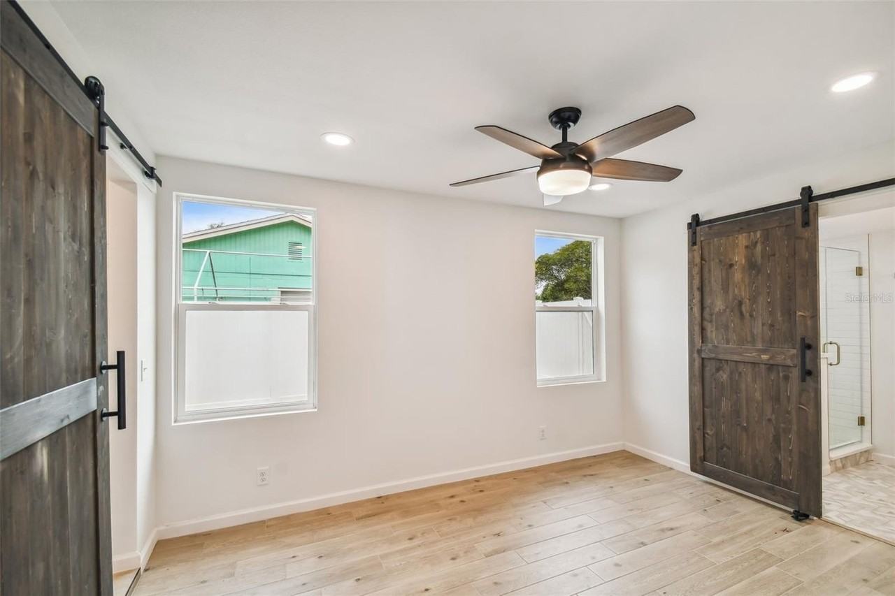 6408 Yosemite Dr - Photo 3 of 19