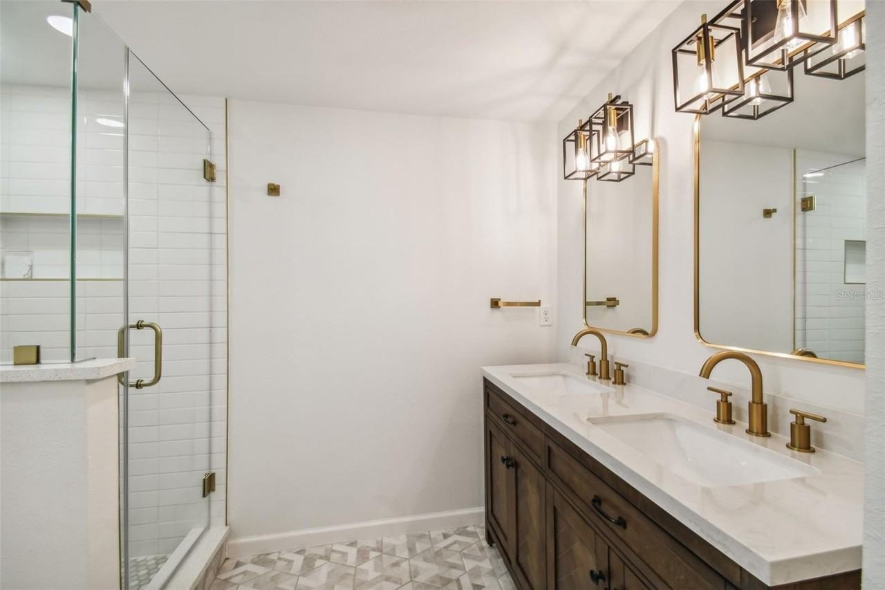 6408 Yosemite Dr - Photo 5 of 19