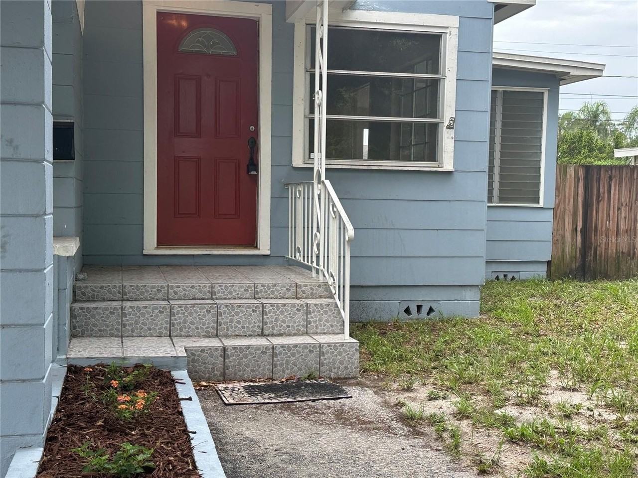 4526 6th Ave N - Photo 3 of 22