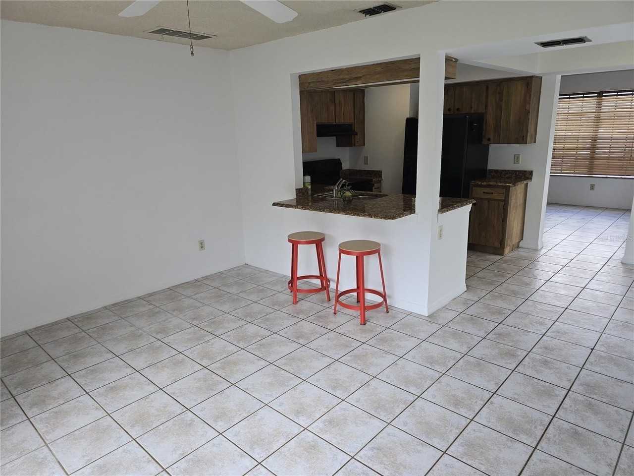16535 Brigadoon Dr - Photo 5 of 13
