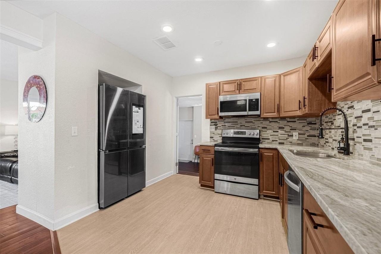 3301 9th Ave N - Photo 5 of 27