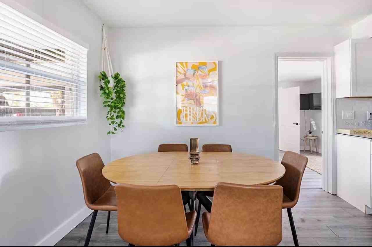 8911 Oren Ave - Photo 5 of 18