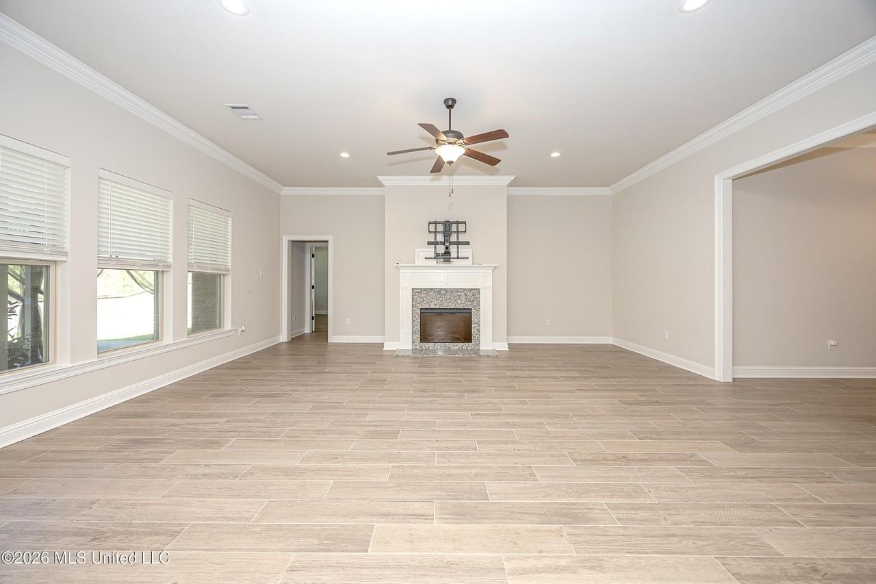 6995 Osprey Dr - Photo 7 of 50