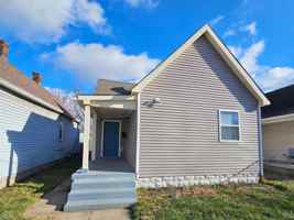 featured image of 2121 Webb St