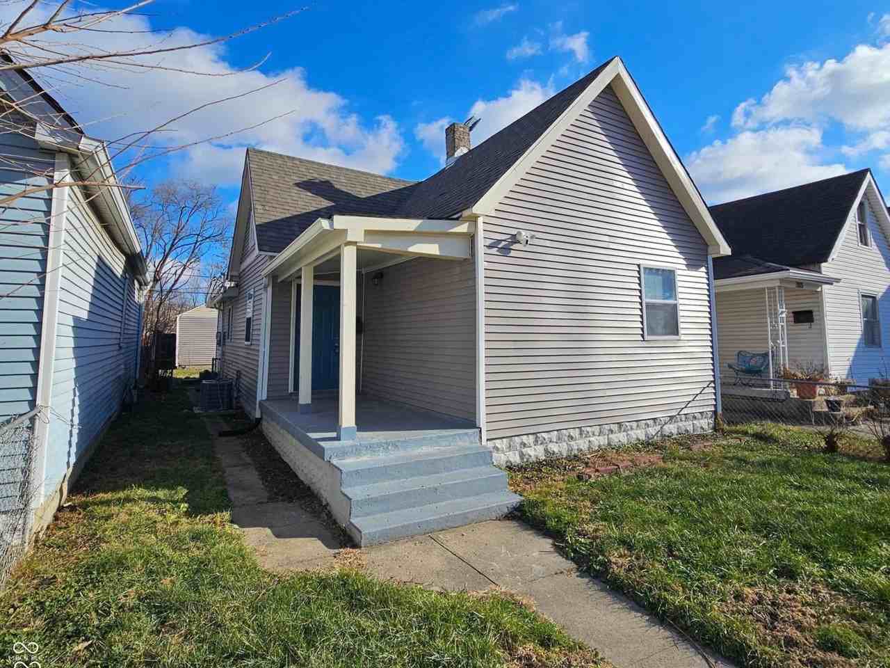 2121 Webb St - Photo 2 of 21