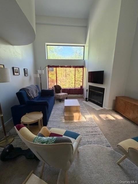 352 N Greeley Ave - Photo 7 of 23