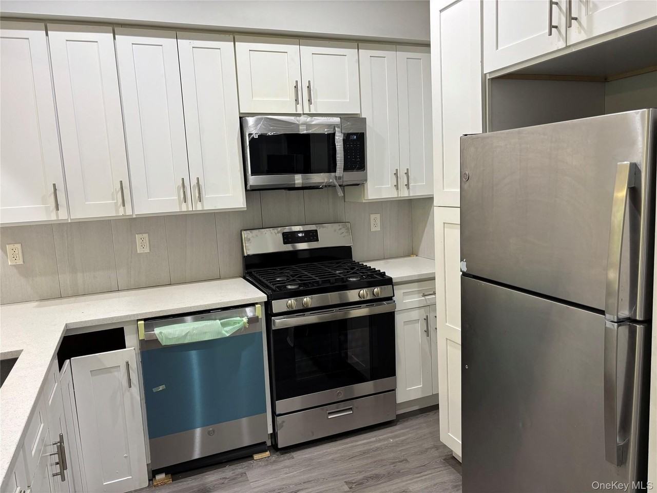 19314 Jamaica Ave #2FL - Photo 2 of 12