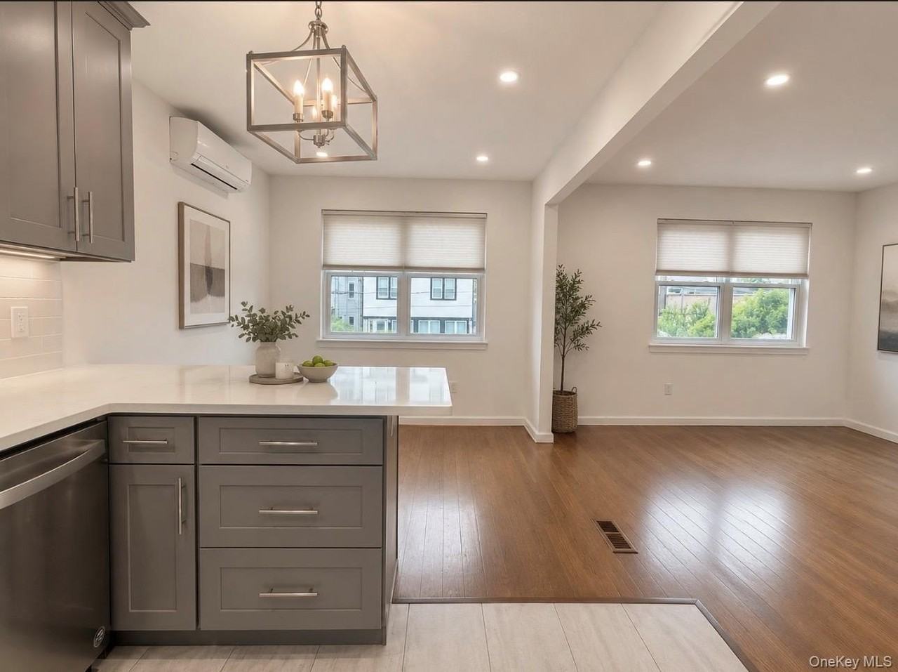 57 7th St #2 - Photo 3 of 11