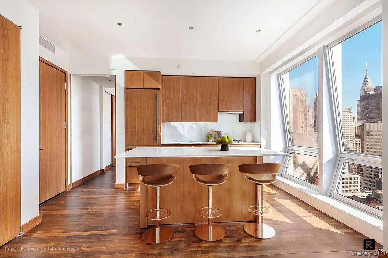 400 5th Ave #54A - Photo 2 of 15