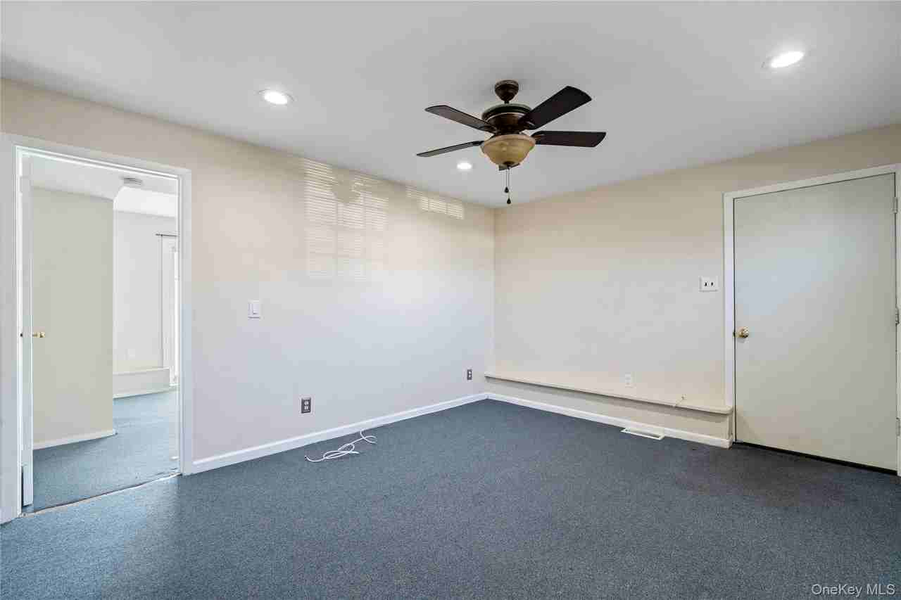 445 S Wellwood Ave - Photo 6 of 19
