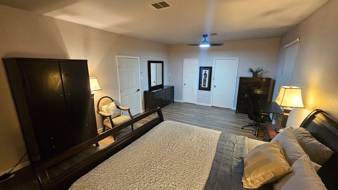 Dunkirk Ln - Photo 5 of 6