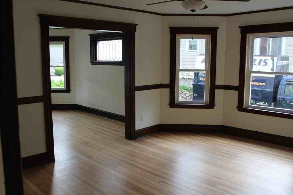 415 Commercial St #1 - Photo 7 of 11