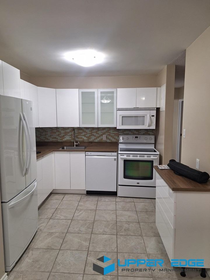 480 Kenaston Boulevard - Photo 4 of 13
