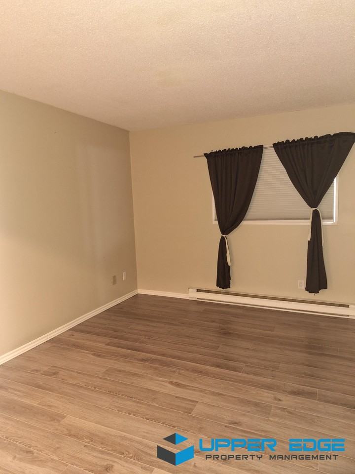 480 Kenaston Boulevard - Photo 6 of 13