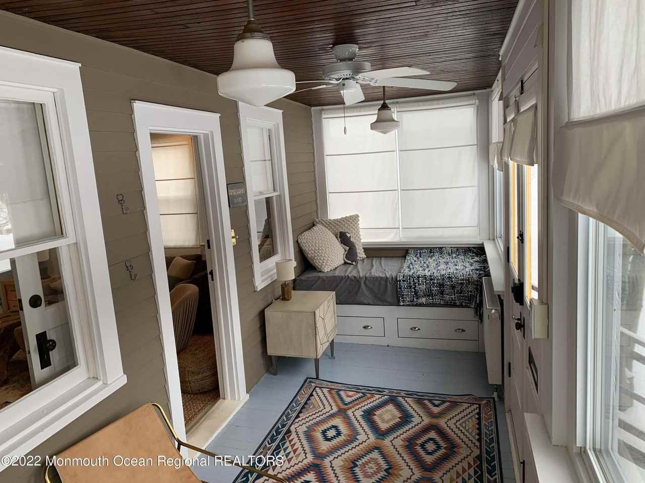 1836 Parkway - Photo 2 of 32