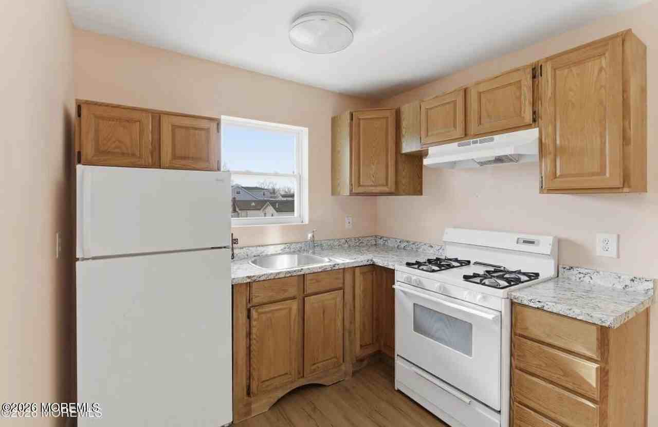 40 Twilight Ave #2 - Photo 6 of 13