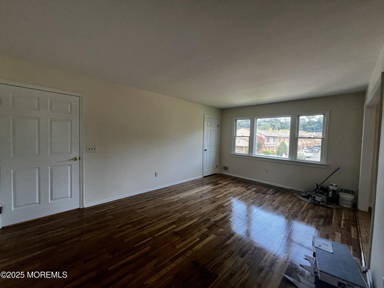 316 Spring St - Photo 5 of 12