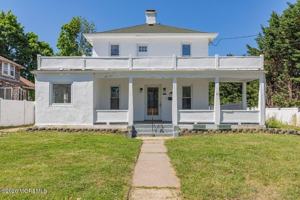 featured image of 117 Cottage Pl