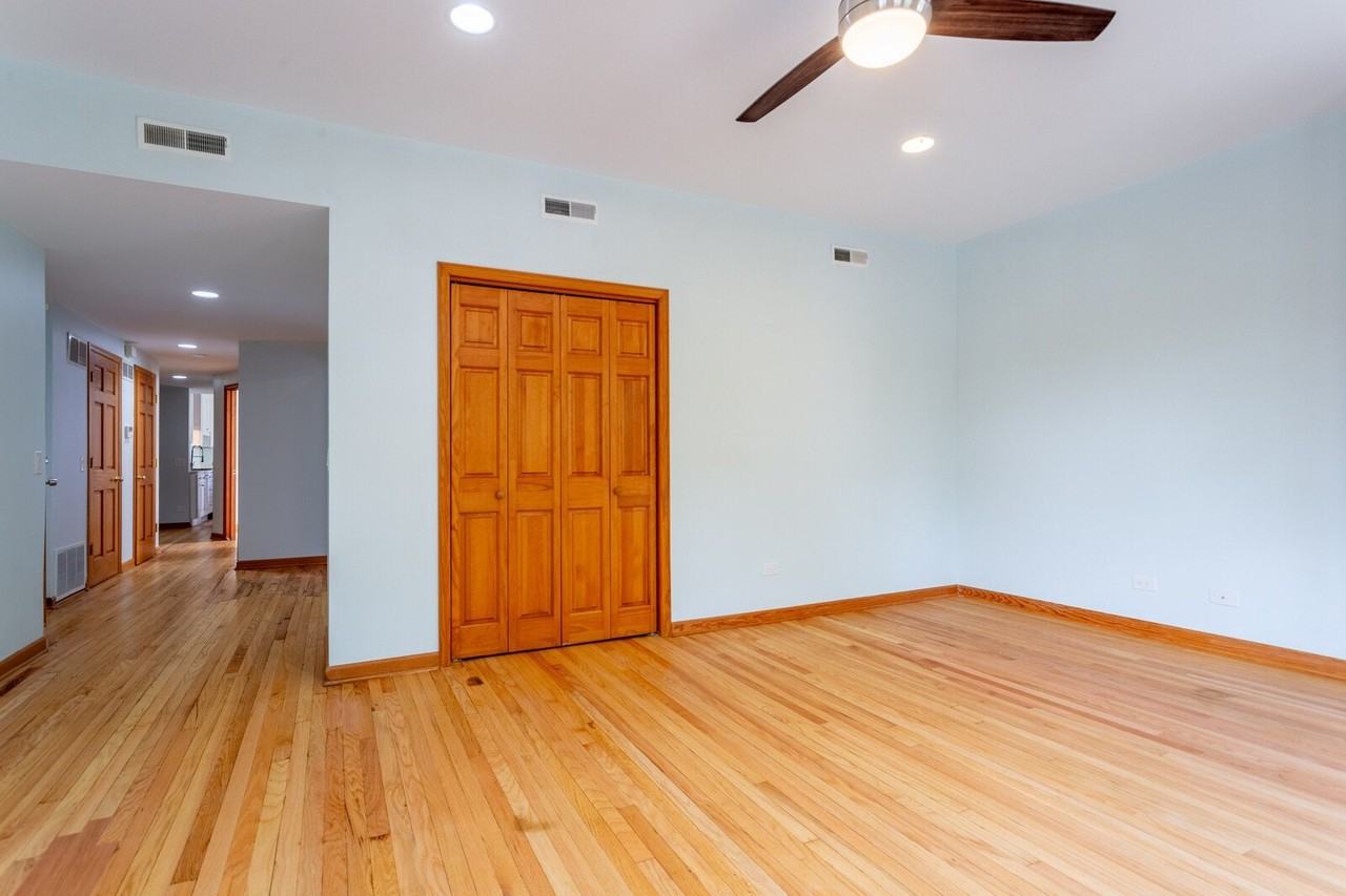 2716 N Sawyer Ave #2B - Photo 6 of 17