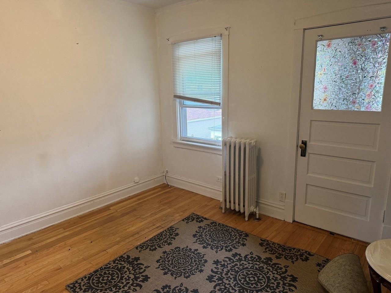 5828 W Berenice Ave #2 - Photo 4 of 7