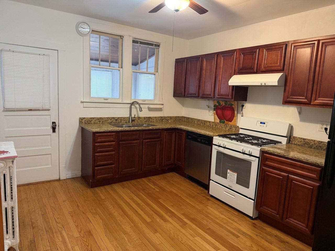 5828 W Berenice Ave #2 - Photo 6 of 7